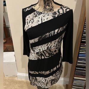 Chico’s travelers collection top